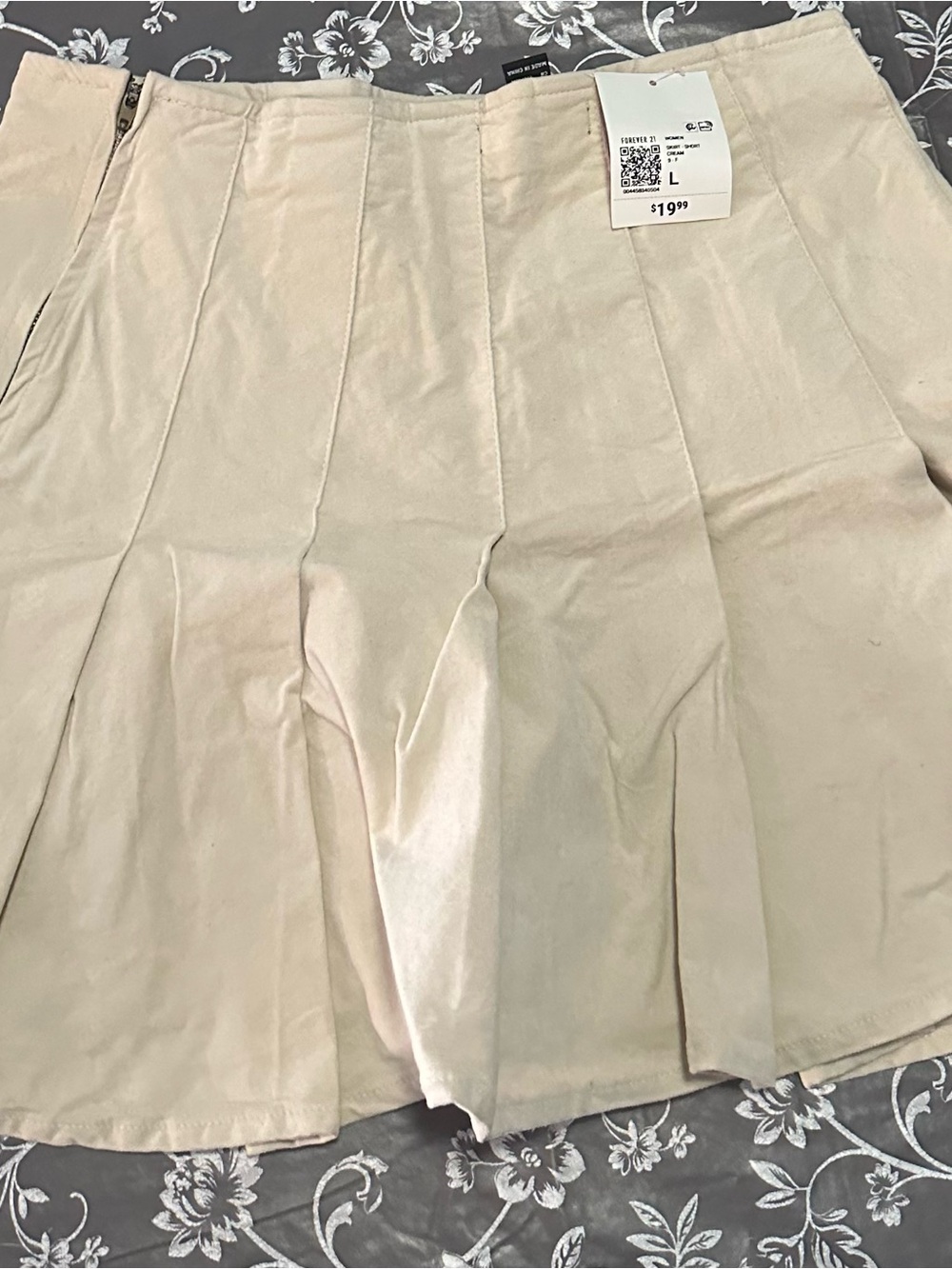 Forever 21 Cream Mini Skirt